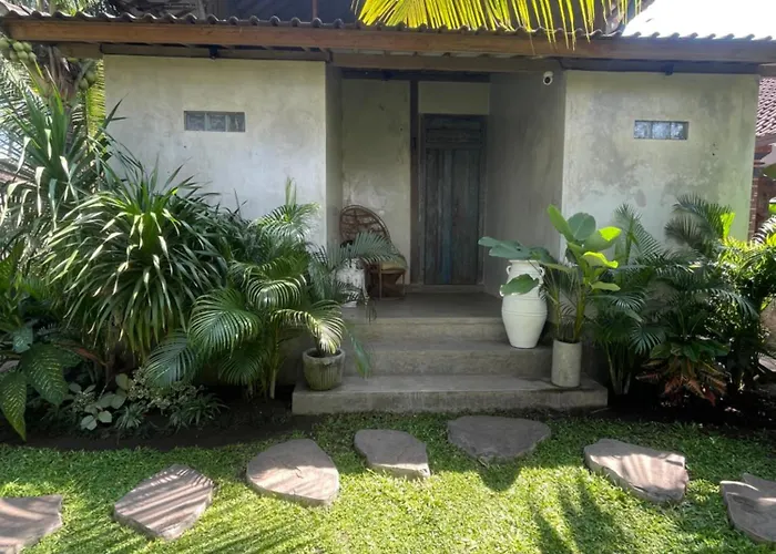 Enchanted Gardens Bali アパート タナロット